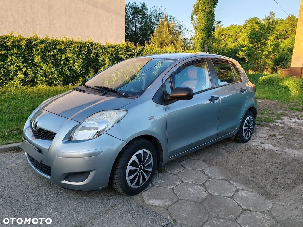 Toyota Yaris 1.0 Luna - 1
