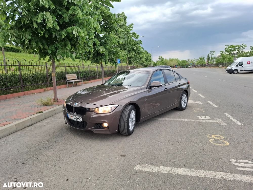 BMW Seria 3 318d Aut. Sport Line - 18