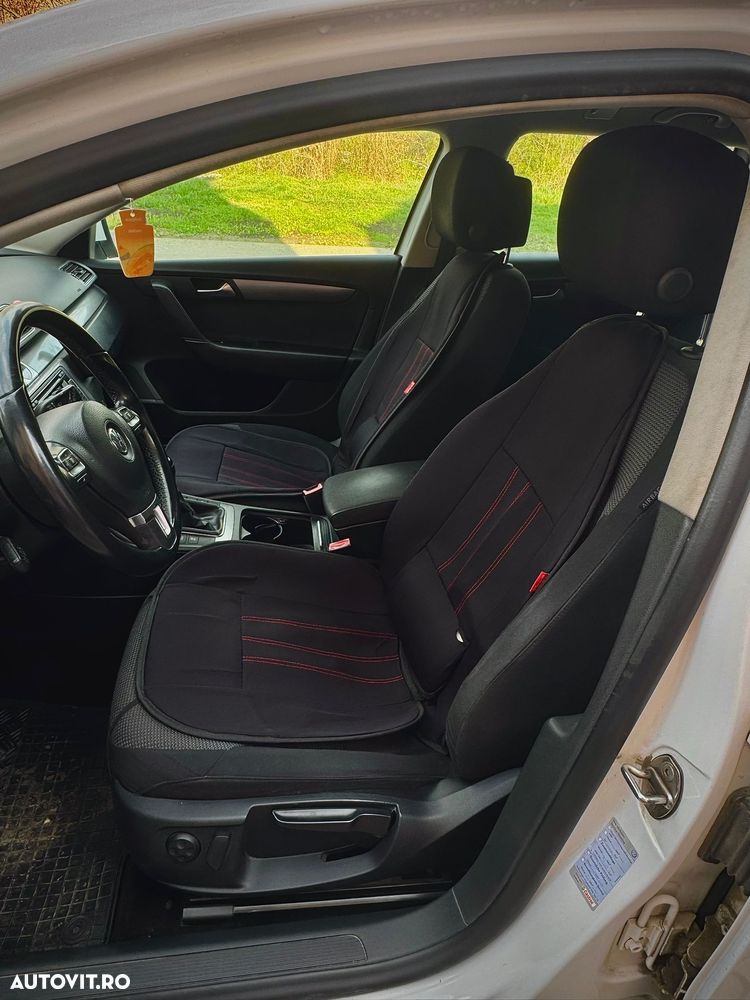 Volkswagen Passat - 11