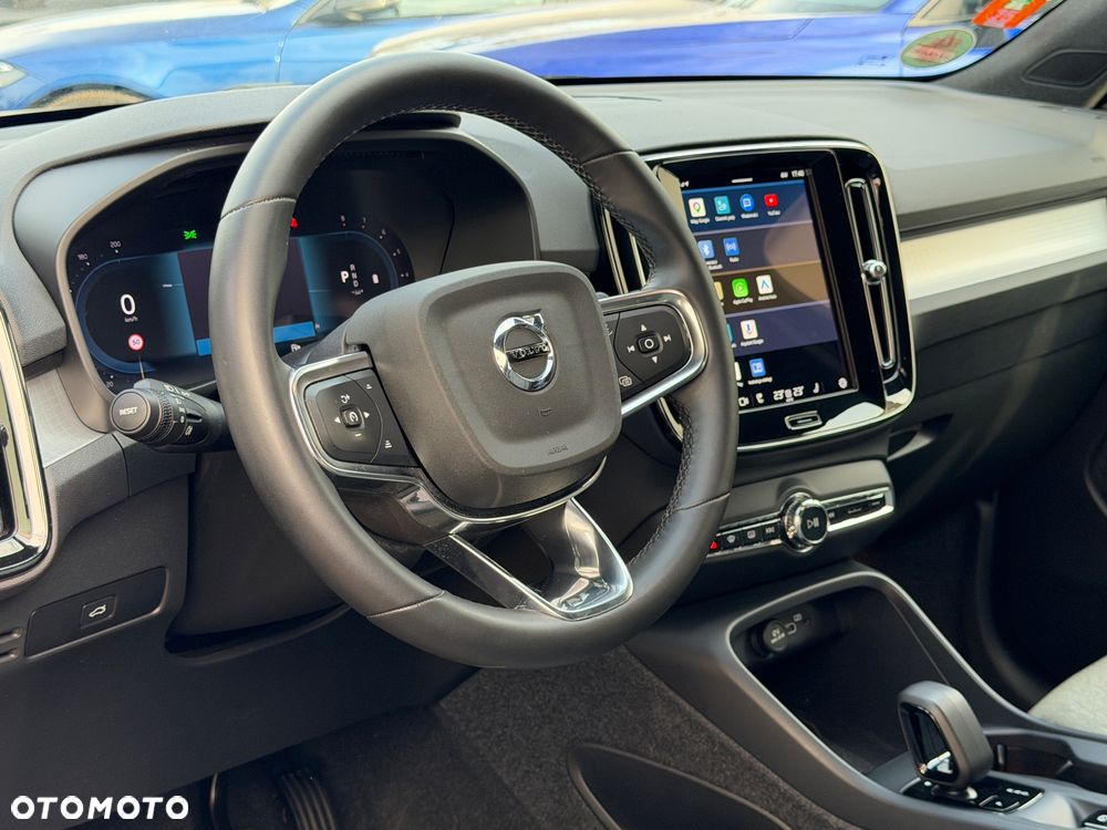 Volvo XC 40 B3 B DKG Plus Black Edition - 7