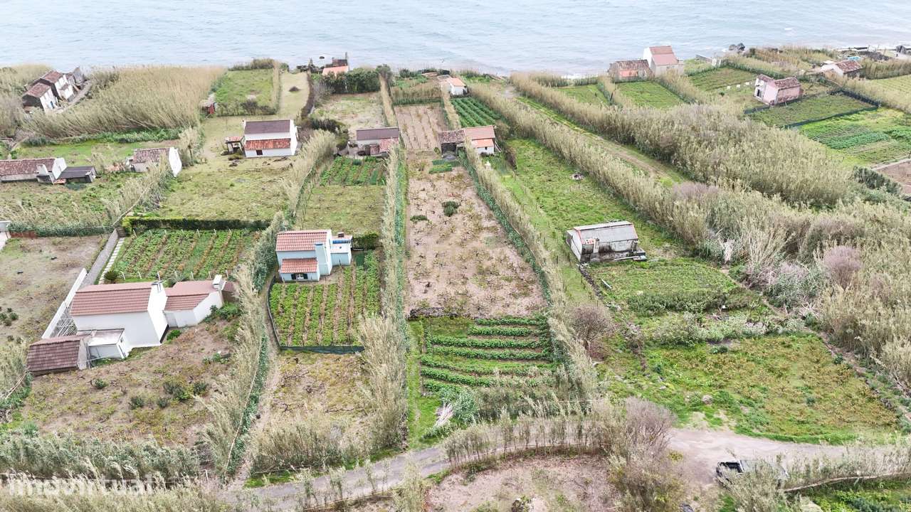 Terreno Rústico na Fajã do Calhau – Um Refúgio em Plena Natureza - Grande imagem: 2/13
