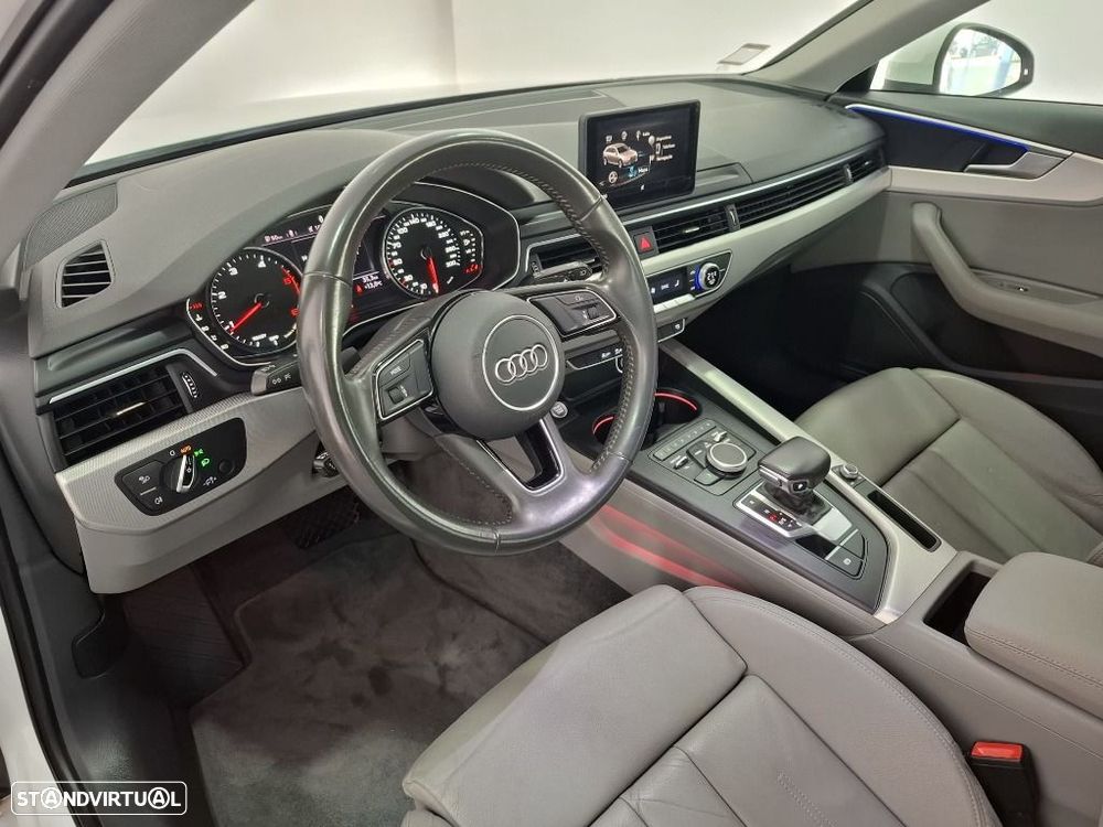 Audi A4 Avant 2.0 TDI S-line S tronic - 12