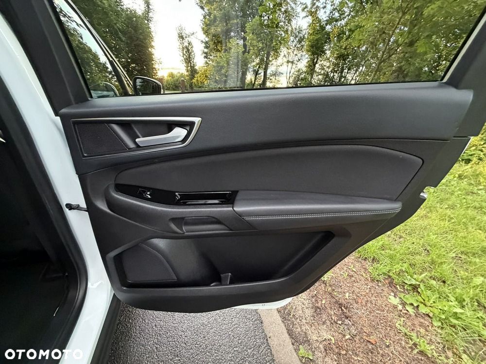 Ford Galaxy - 31