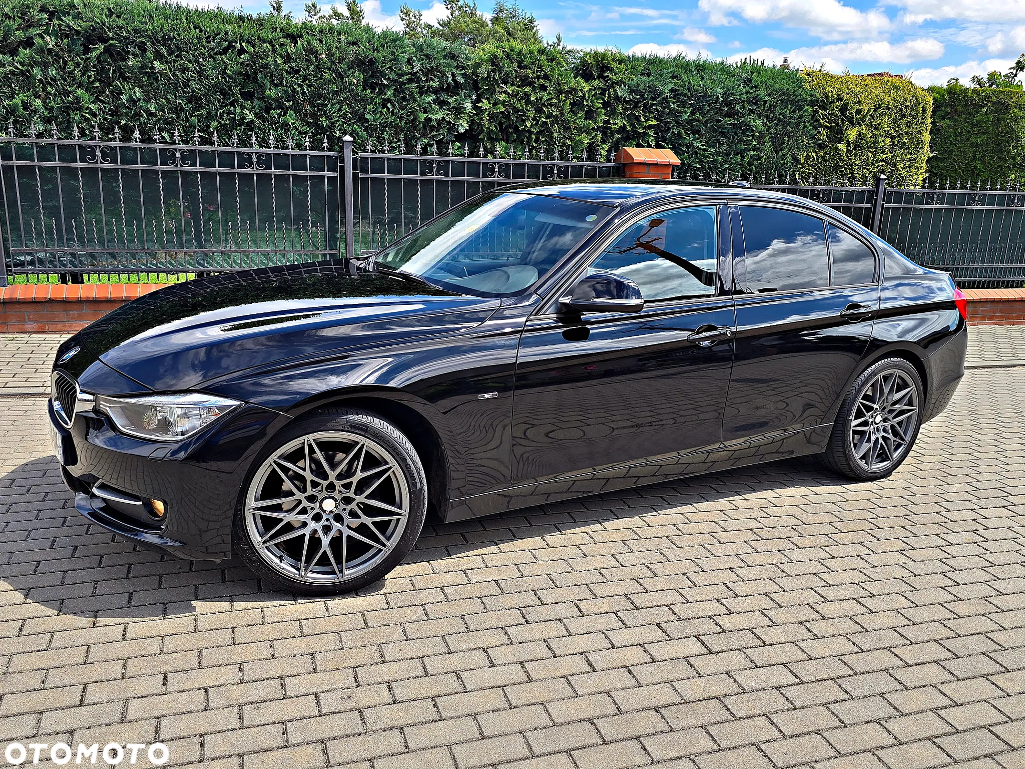BMW Seria 3 320d Sport Line - 16
