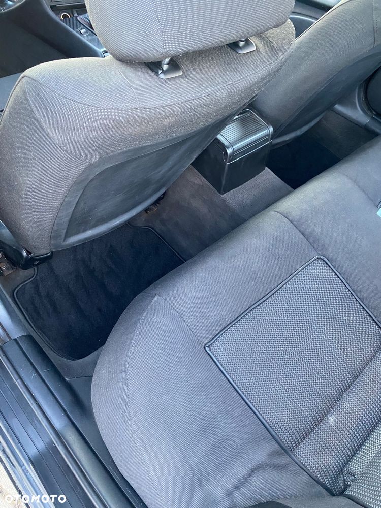 BMW Seria 3 - 16