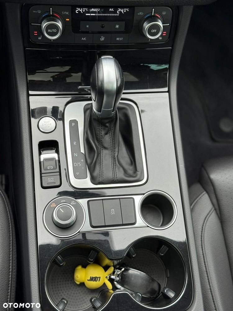 Volkswagen Touareg - 34
