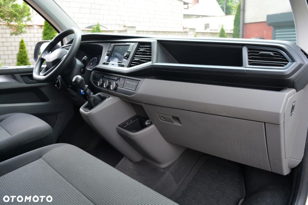 Volkswagen Transporter T6.1 - 14