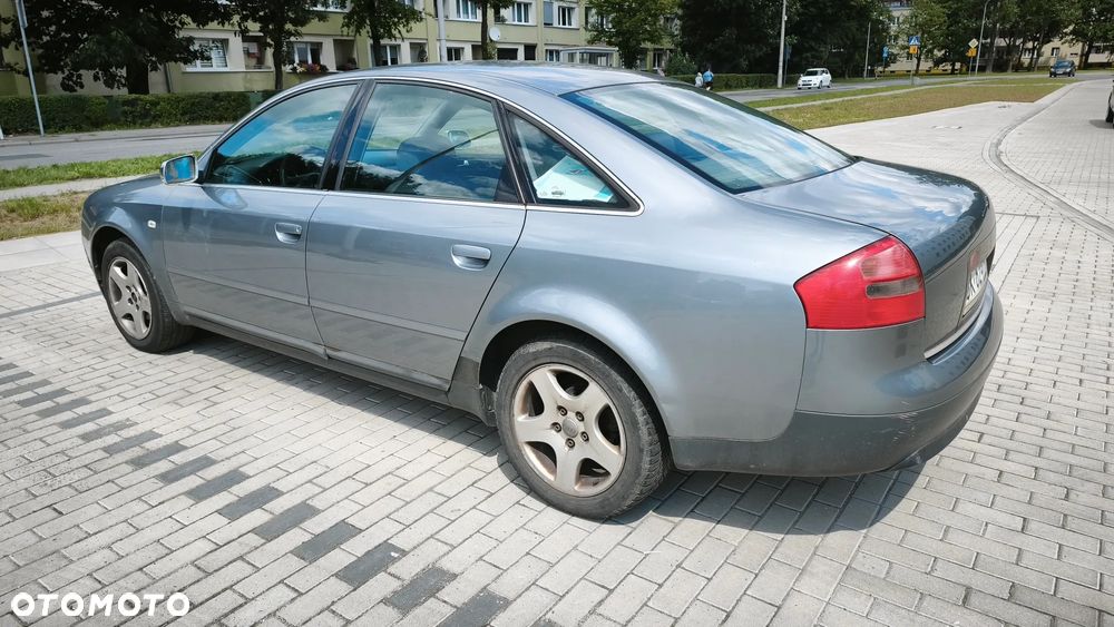 Audi A6 Limousine 2.4 - 2