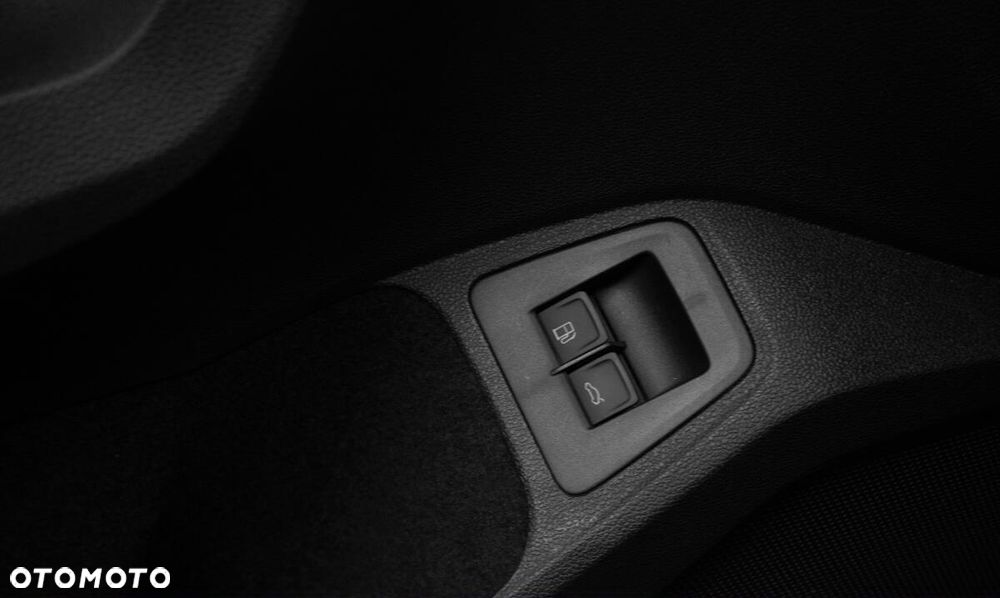 Volkswagen Tiguan - 16