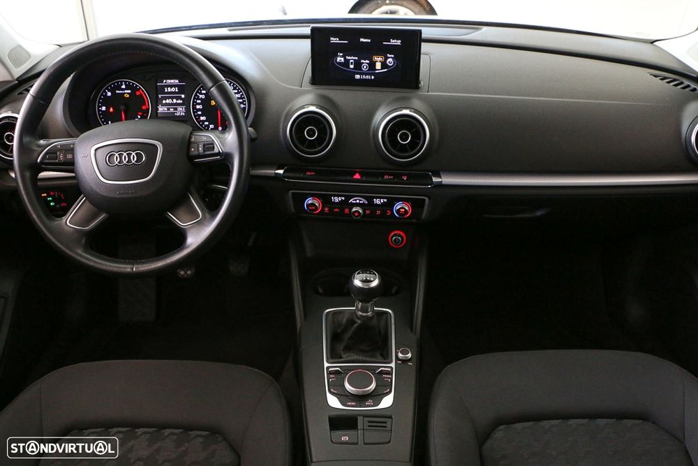 Audi A3 Limousine 1.6 TDI Advance - 25