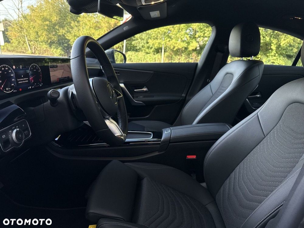 Mercedes-Benz CLA - 18