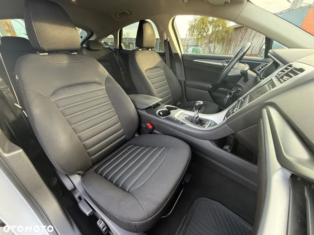 Ford Mondeo 1.5 EcoBoost Trend - 14