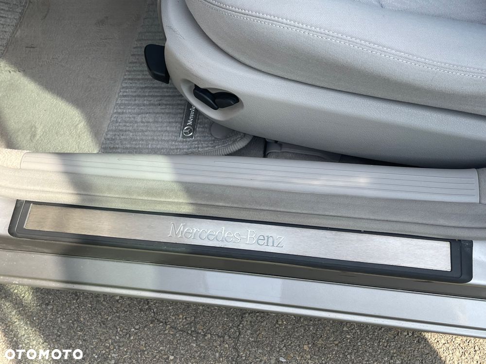 Mercedes-Benz Klasa E - 8