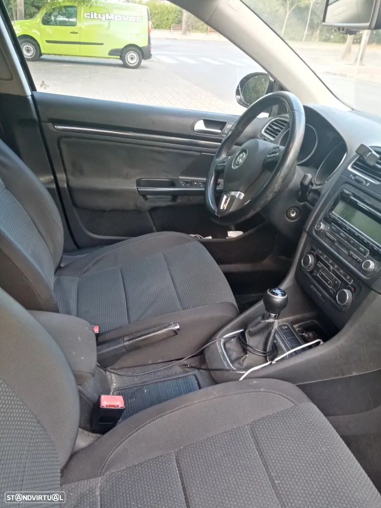 VW Golf Variant 1.6 TDi Confortline - 13