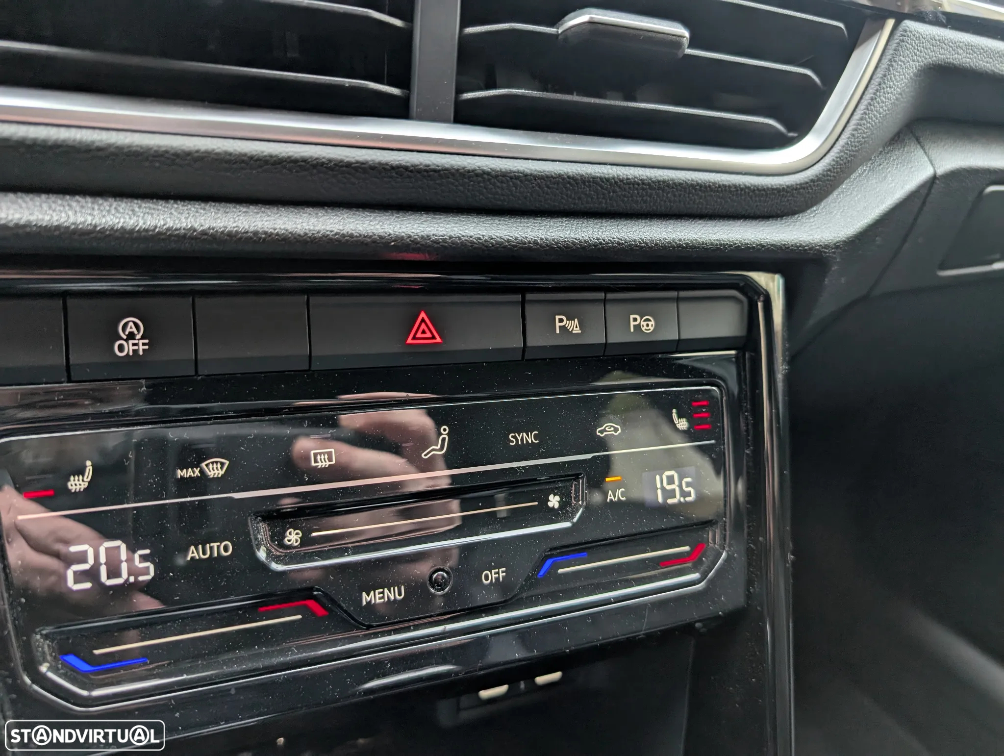 VW T-Roc 2.0 TDI R-Line DSG - 20