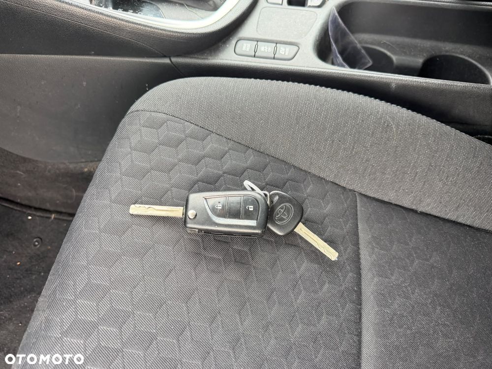 Toyota Yaris 1.5 VVT-i Launch Edition - 12