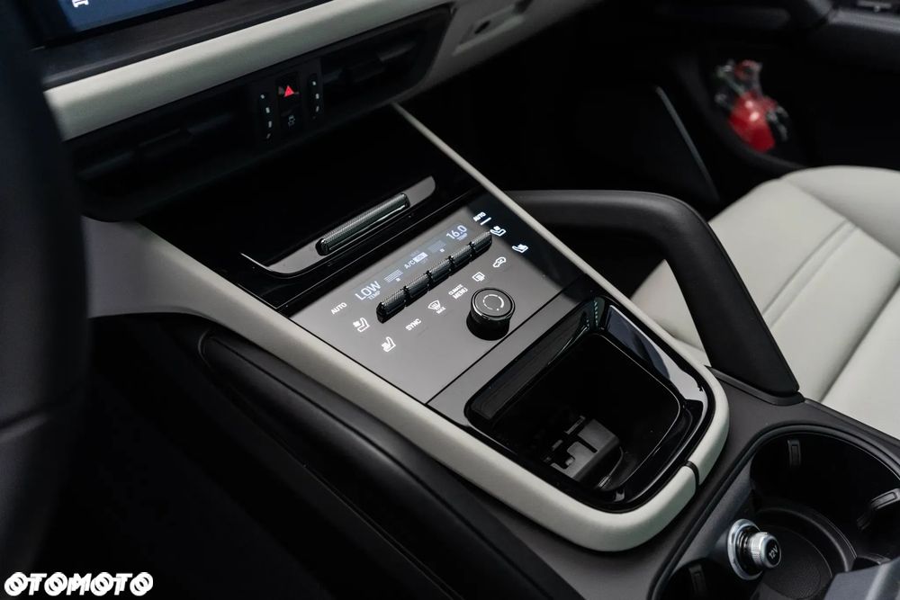 Porsche Cayenne Black Edition - 26