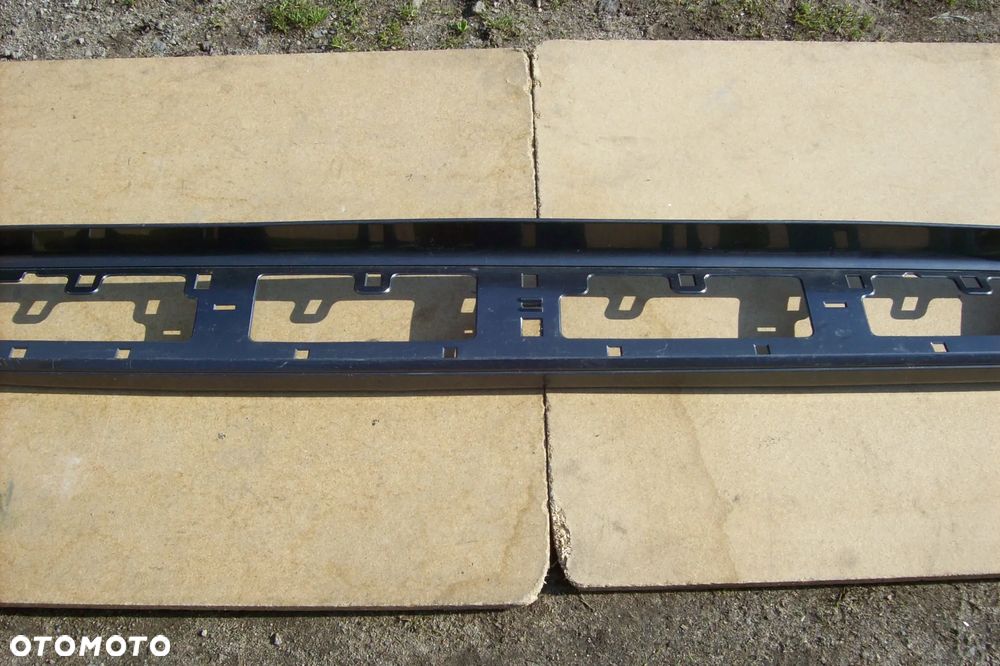 PRÓG STOPIEŃ PRAWY TOYOTA LAND CRUISER 120 - 3