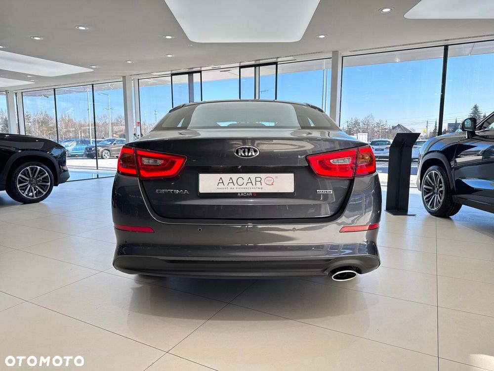 Kia Optima 1.7 CRDi L - 4