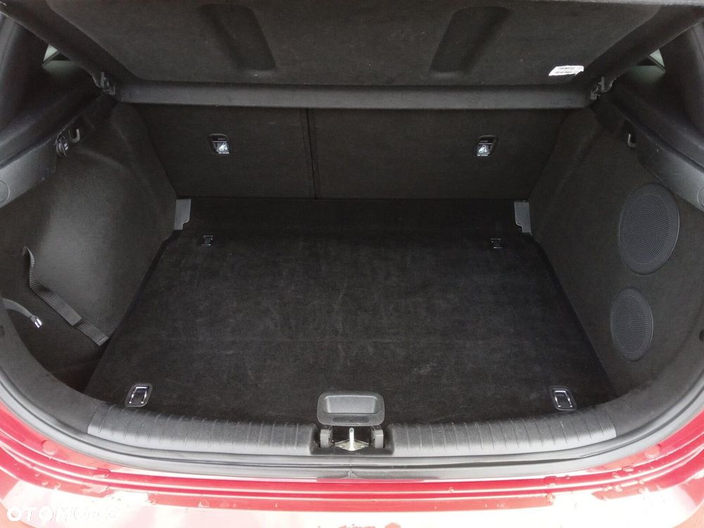 Kia Ceed 1.5 T-GDI DCT7 OPF (48V Mild Hybrid) Spirit - 25