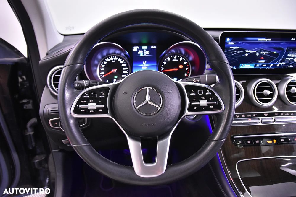 Mercedes-Benz GLC - 16