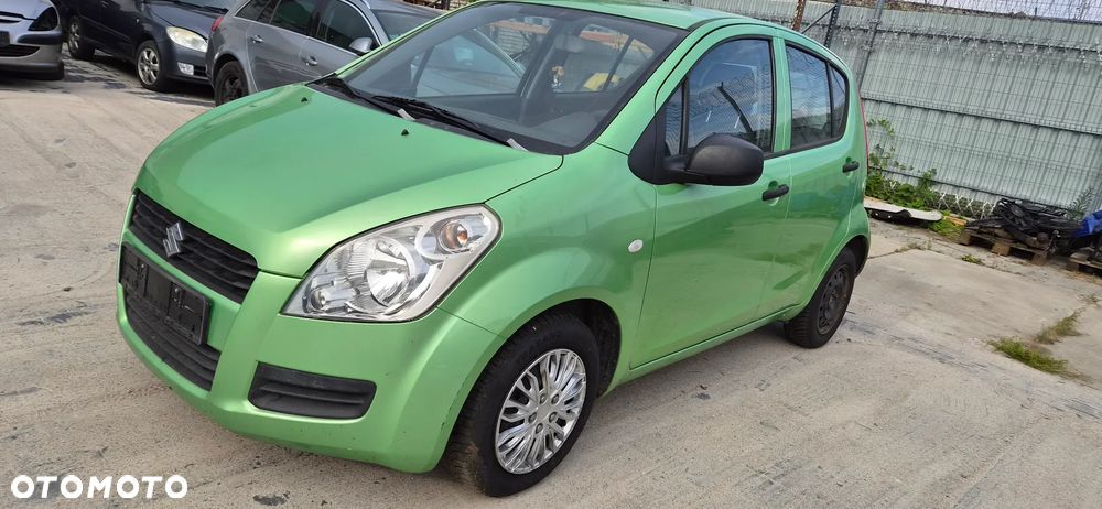 Suzuki Splash 1,0 benzyna 2009r K10B 5-bieg manual kolor ZJDB - 1
