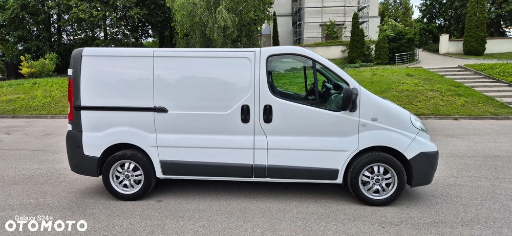 Renault Trafic - 8