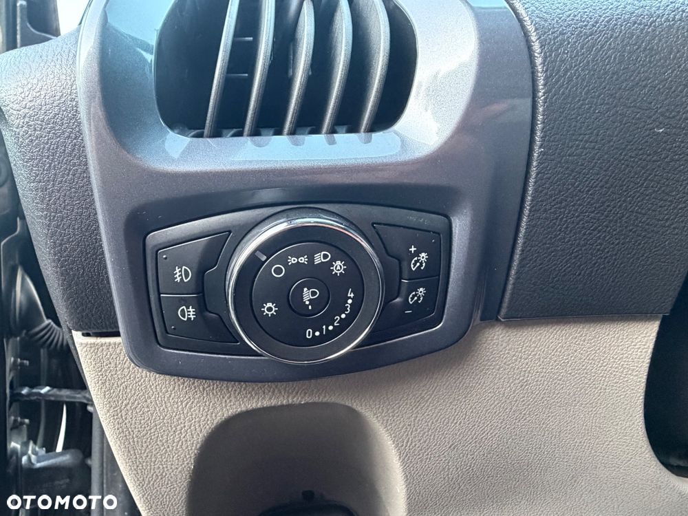 Ford Tourneo Custom 2.0 TDCi L2 Titanium - 15