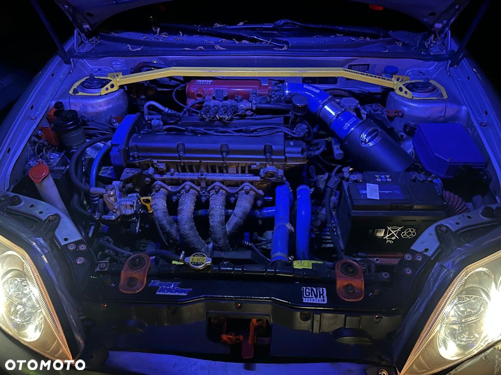 Hyundai Coupe - 18