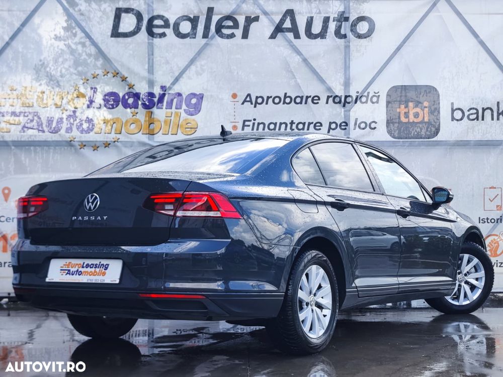 Volkswagen Passat 2.0 TDI DSG Comfortline - 12