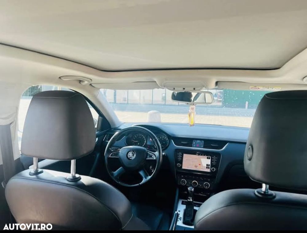 Skoda Octavia 1.6 TDI DSG Ambition - 14