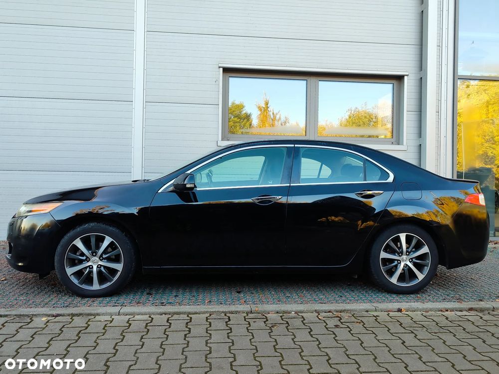 Honda Accord 2.0 Executive Nav - 2