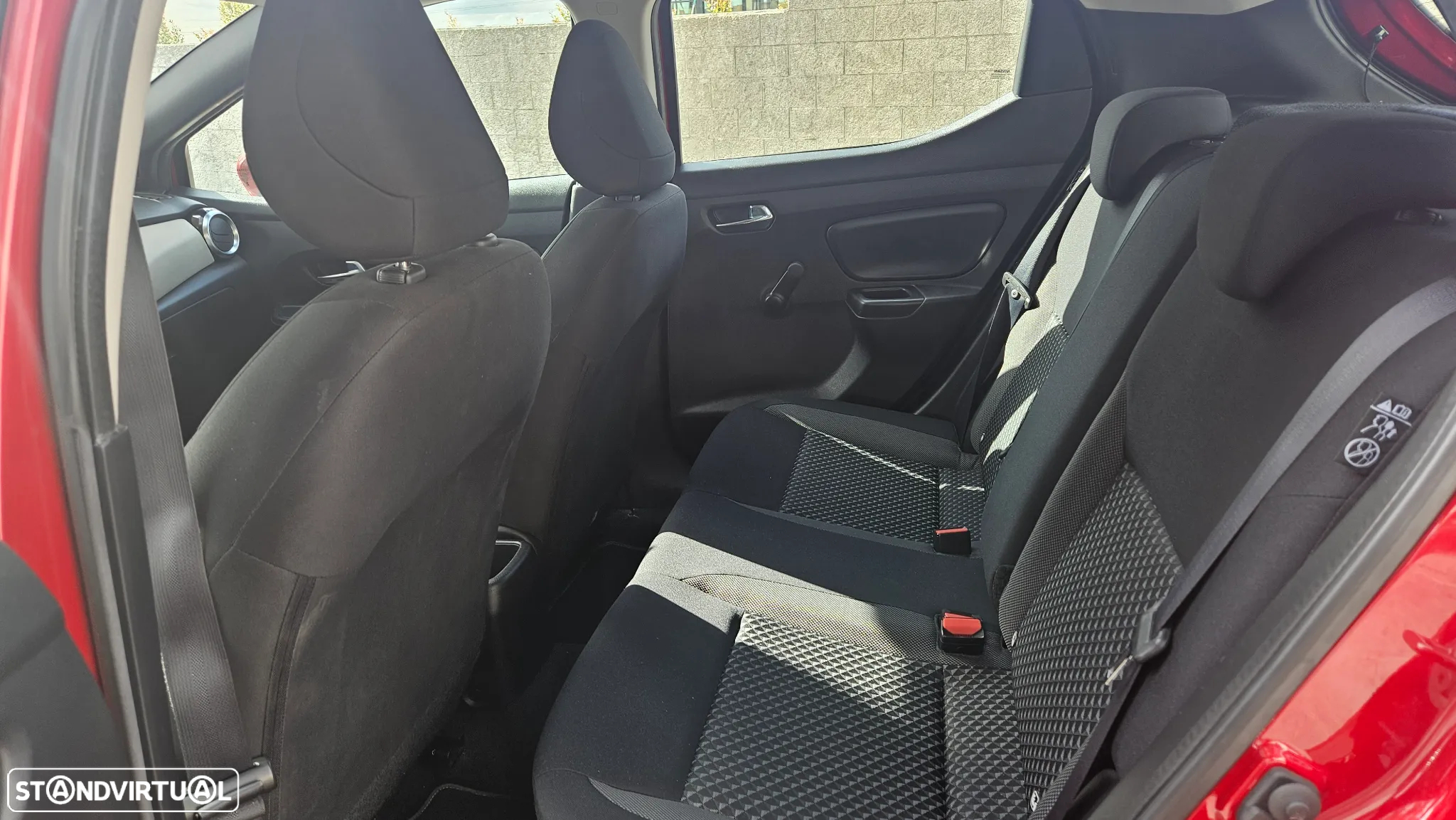 Nissan Micra 1.0 IG-T Acenta - 9