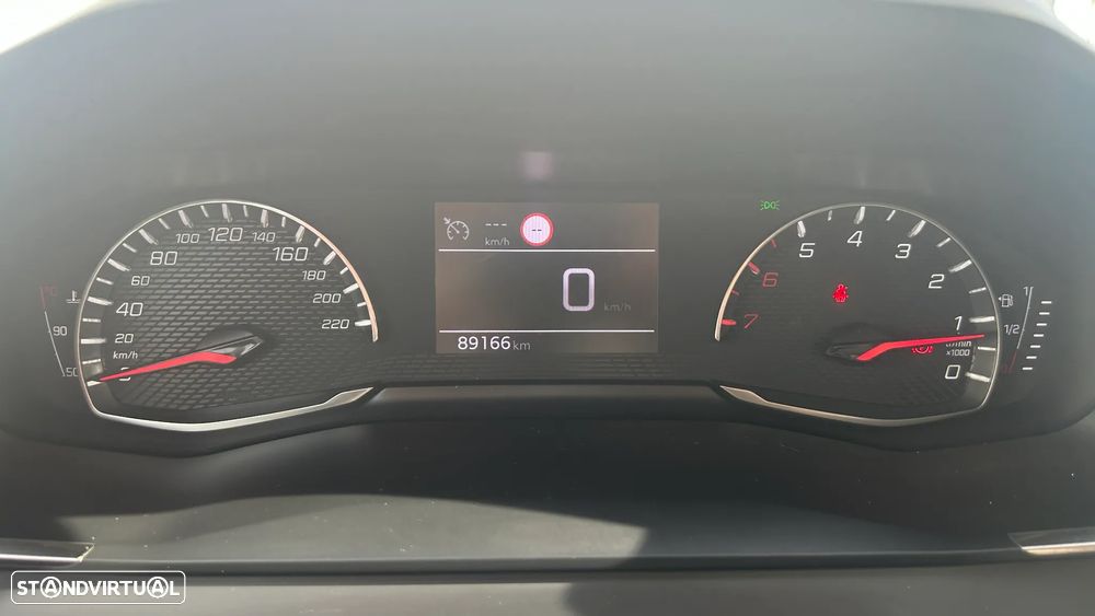 Peugeot 208 1.2 PureTech Active Pack - 8