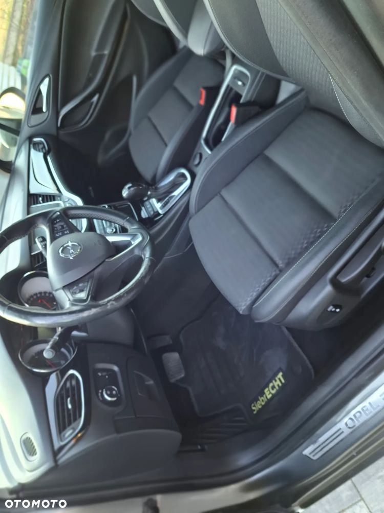 Opel Astra 1.6 D Automatik Start/Stop Business - 9