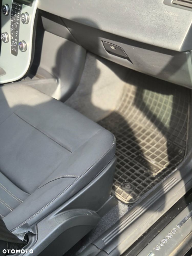 Volvo V50 D2 - 2