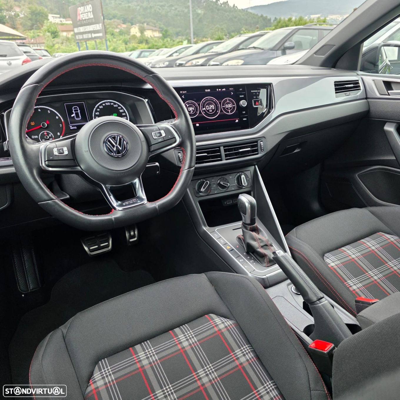 VW Polo 2.0 TSI GTI DSG - 43