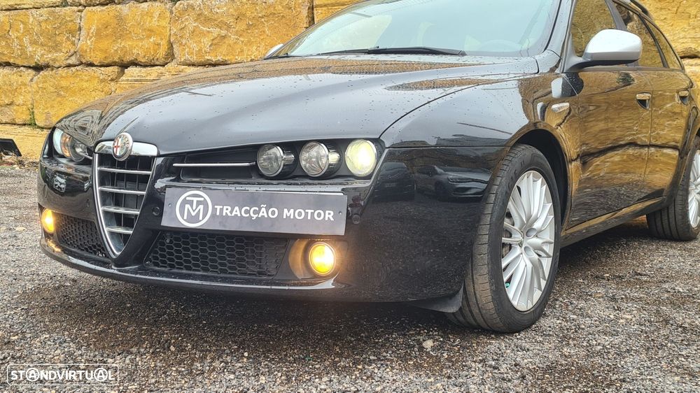 Alfa Romeo 159 Sportwagon 2.0 JTDm Distinctive P.Sport+ - 40