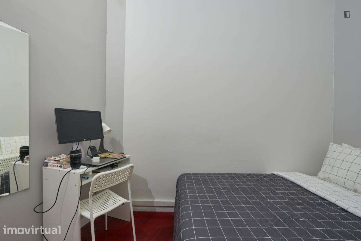 Quarto - localizado em Entrecampos Lisbon - Grande imagem: 5/12