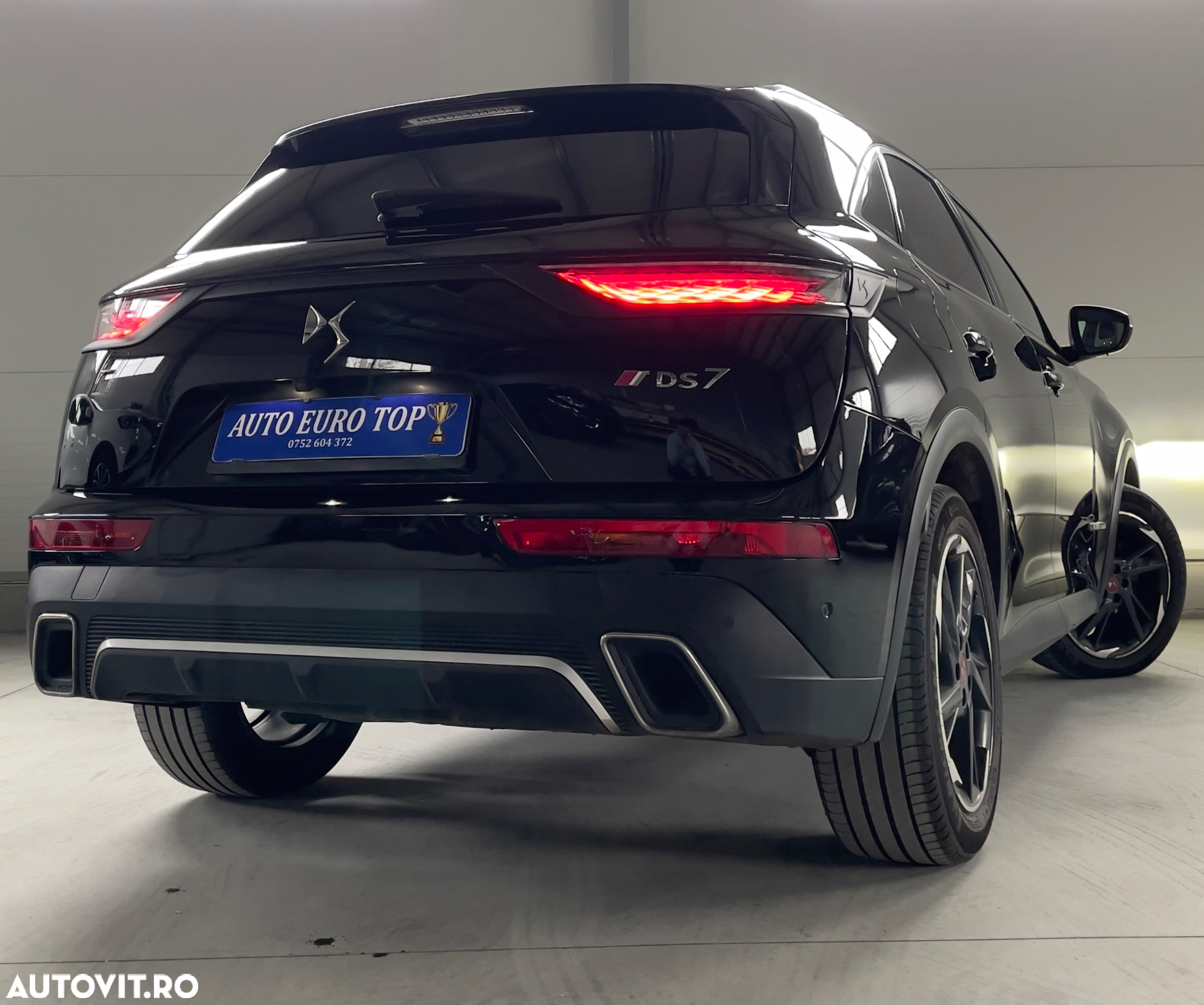 DS Automobiles DS 7 Crossback - 12