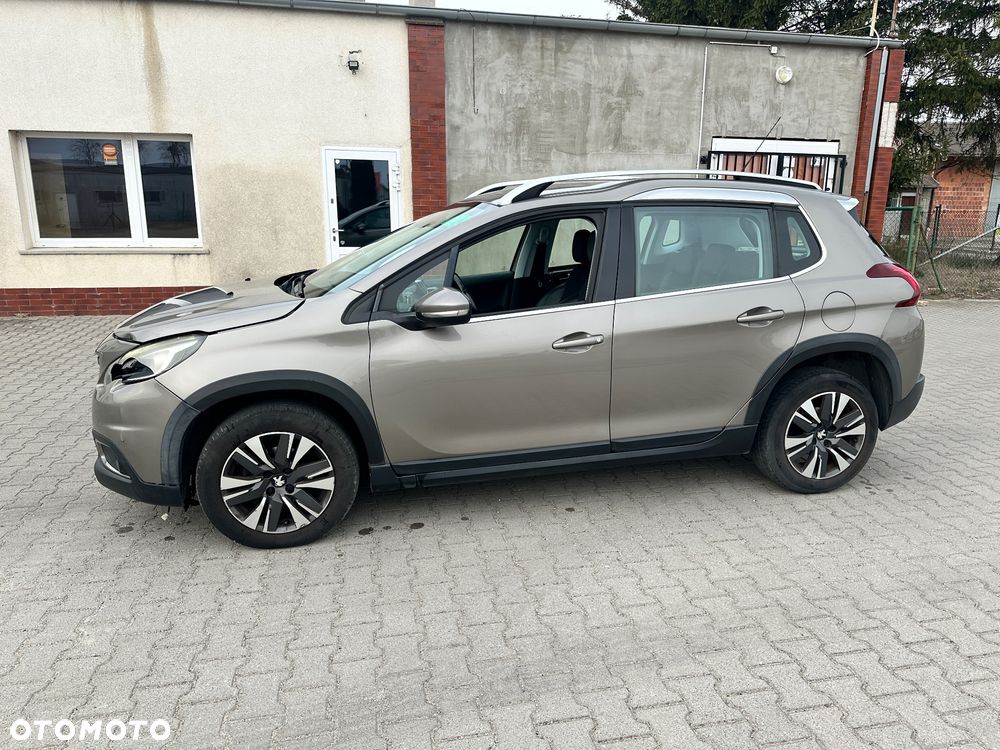 Peugeot 2008 BlueHDi 100 STOP & START Allure - 14