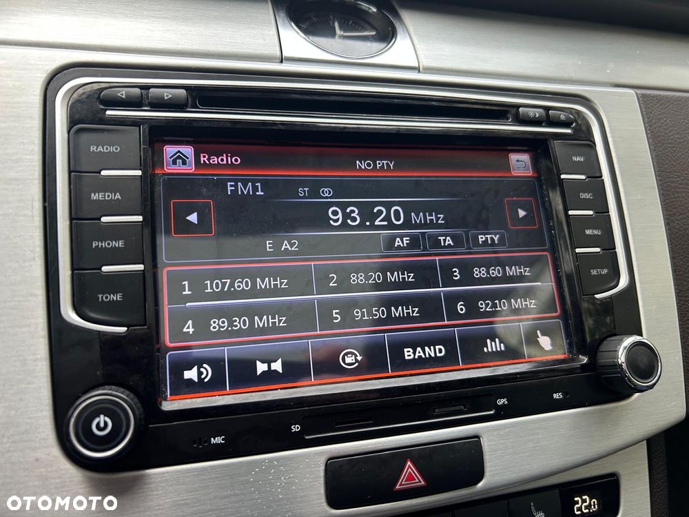 Volkswagen Passat 2.0 TDI DSG BlueMotion Technology Highline - 32