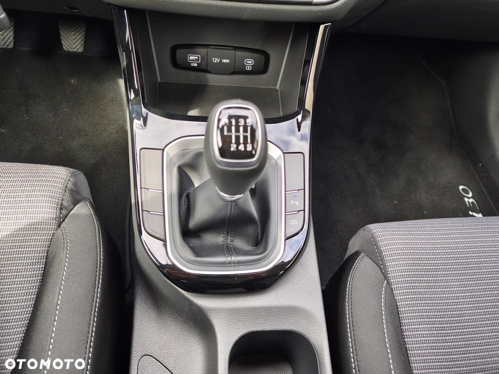 Hyundai i30 1.0 T-GDI Pure - 16