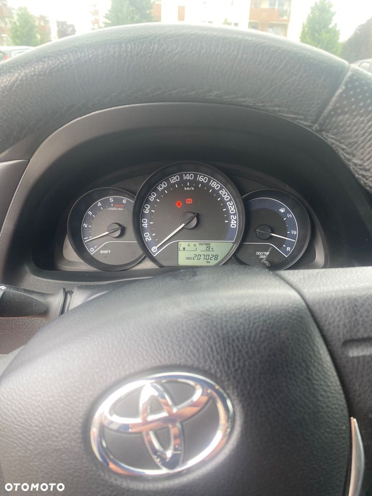 Toyota Auris 1.4 D-4D Active - 8