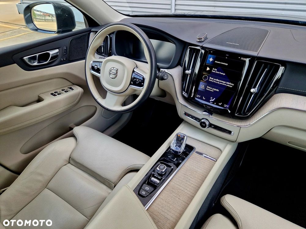 Volvo XC 60 T5 AWD Inscription - 6
