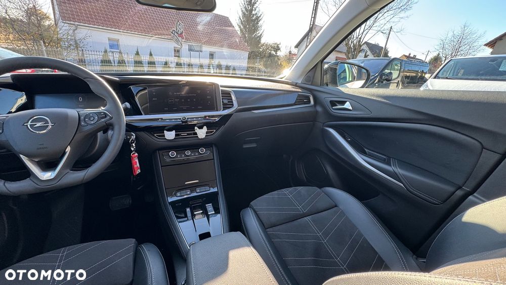 Opel Grandland 1.2 DI Automatik GS Line - 12