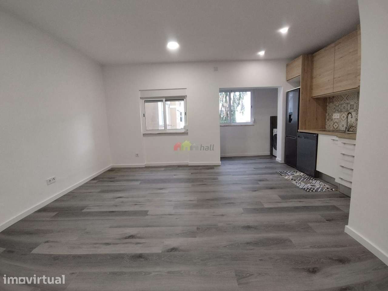Apartamento T2 Remodelado na Baixa Banheira - Grande imagem: 2/26