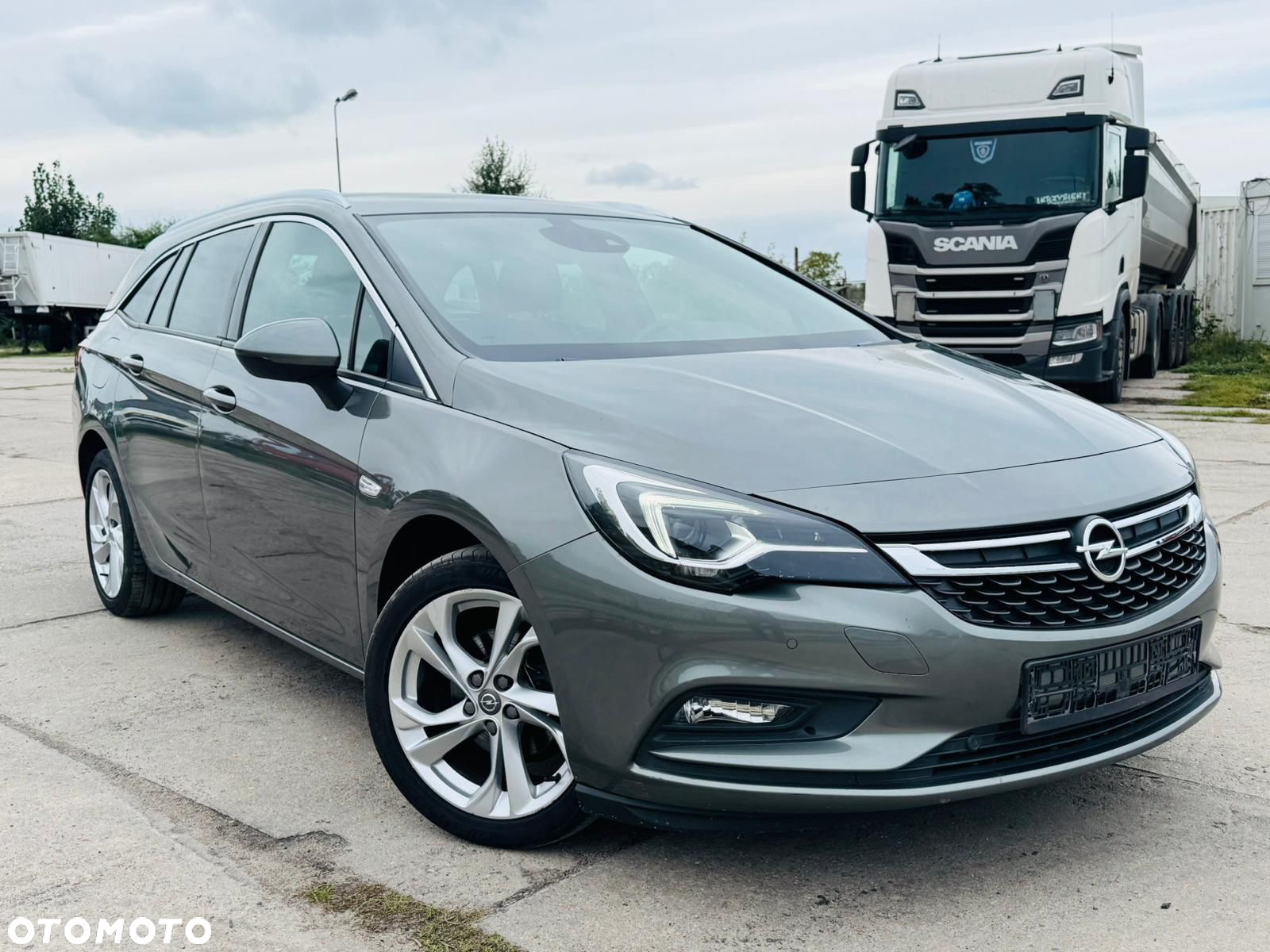 Opel Astra V 1.4 T Dynamic - 3