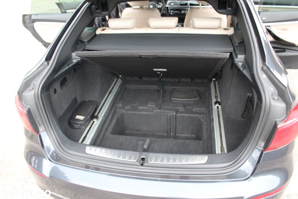 BMW 3GT 320d Luxury Line sport - 14