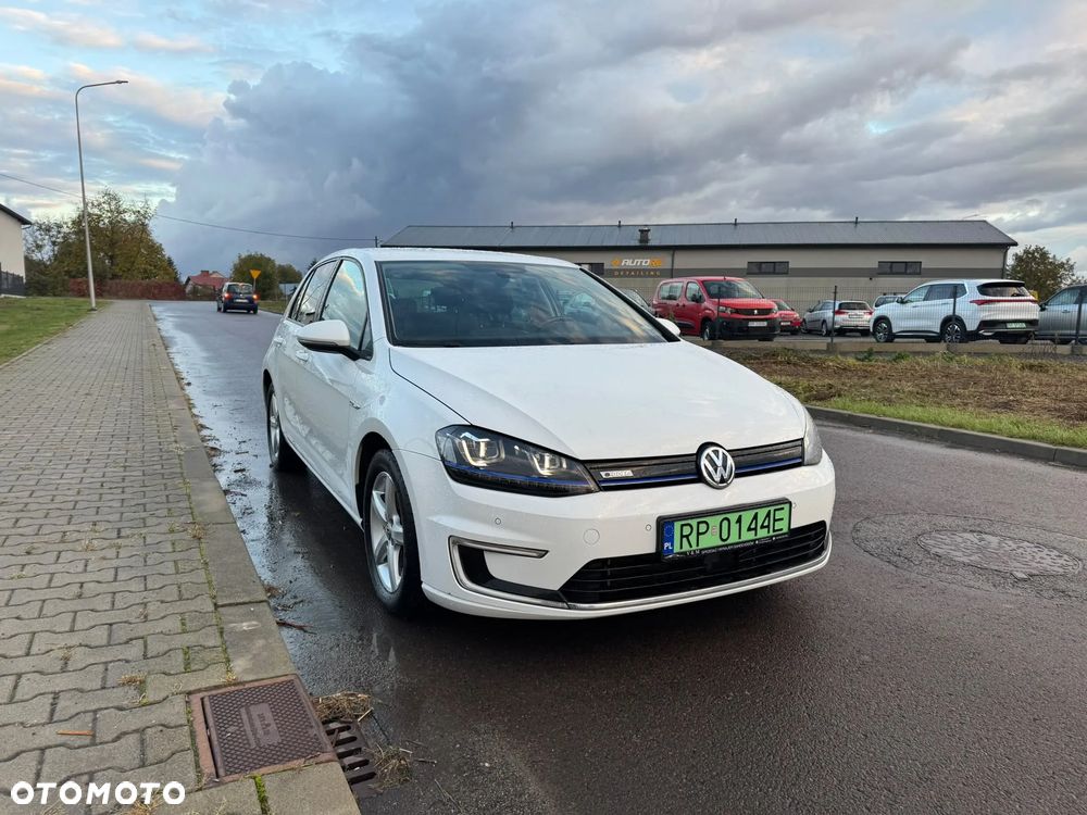 Volkswagen Golf e-Golf - 1